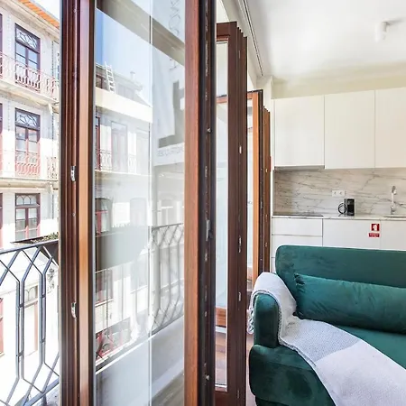 Apartment Almada 516 By Lovelystay