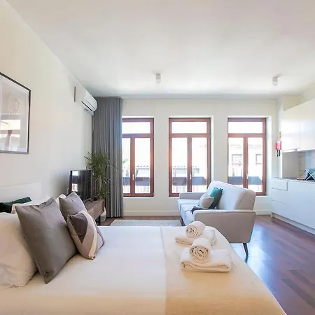 Apartment Almada 516 By Lovelystay