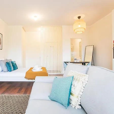 Almada 516 By Lovelystay Appartement