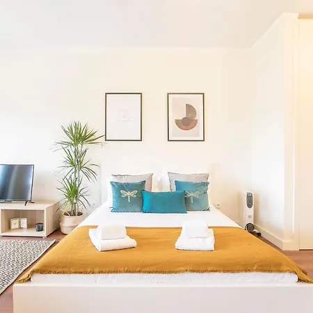 Almada 516 By Lovelystay Apartment Porto