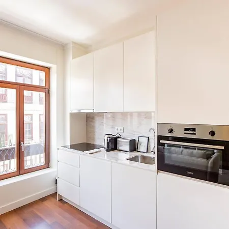 Apartment Almada 516 By Lovelystay Porto
