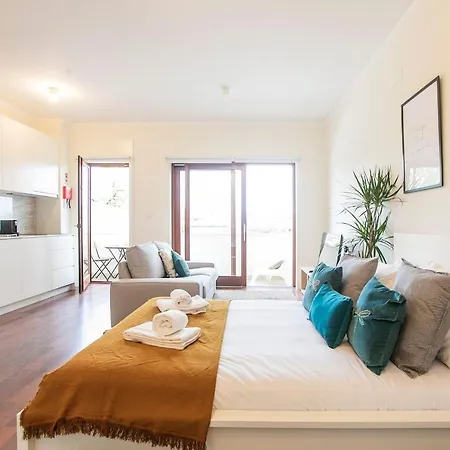 Apartment Almada 516 By Lovelystay *