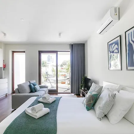 Apartment Almada 516 By Lovelystay
