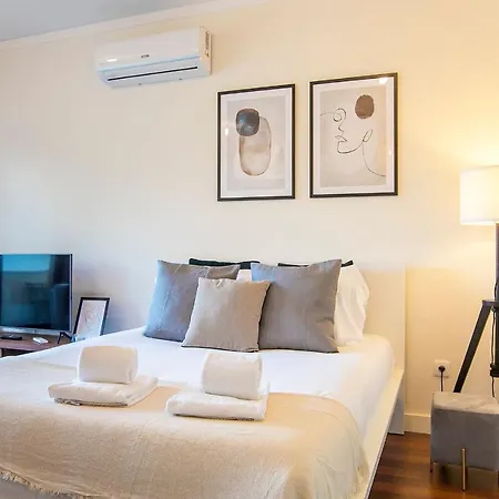 Apartment Almada 516 By Lovelystay Porto