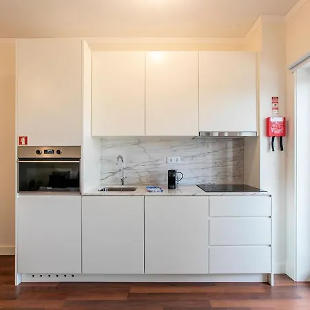 Apartment Almada 516 By Lovelystay *