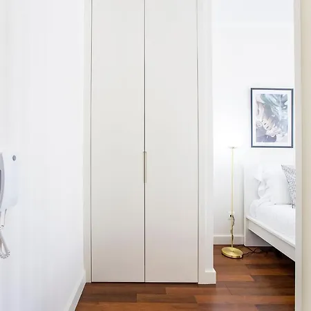 Almada 516 By Lovelystay Apartment