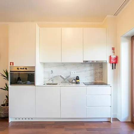 Apartment Almada 516 By Lovelystay