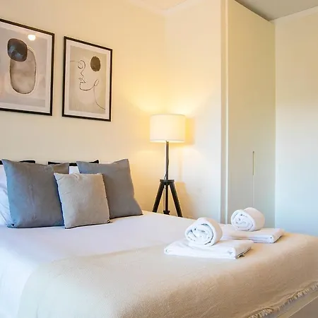 Apartment Almada 516 By Lovelystay *