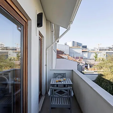 Apartment Almada 516 By Lovelystay Porto