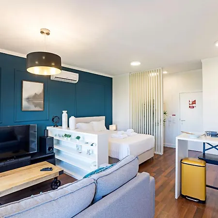 Apartment Almada 516 By Lovelystay *